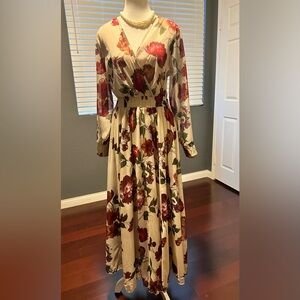 Alexia Designs Cream and Red Floral Midi Dress. Size 8